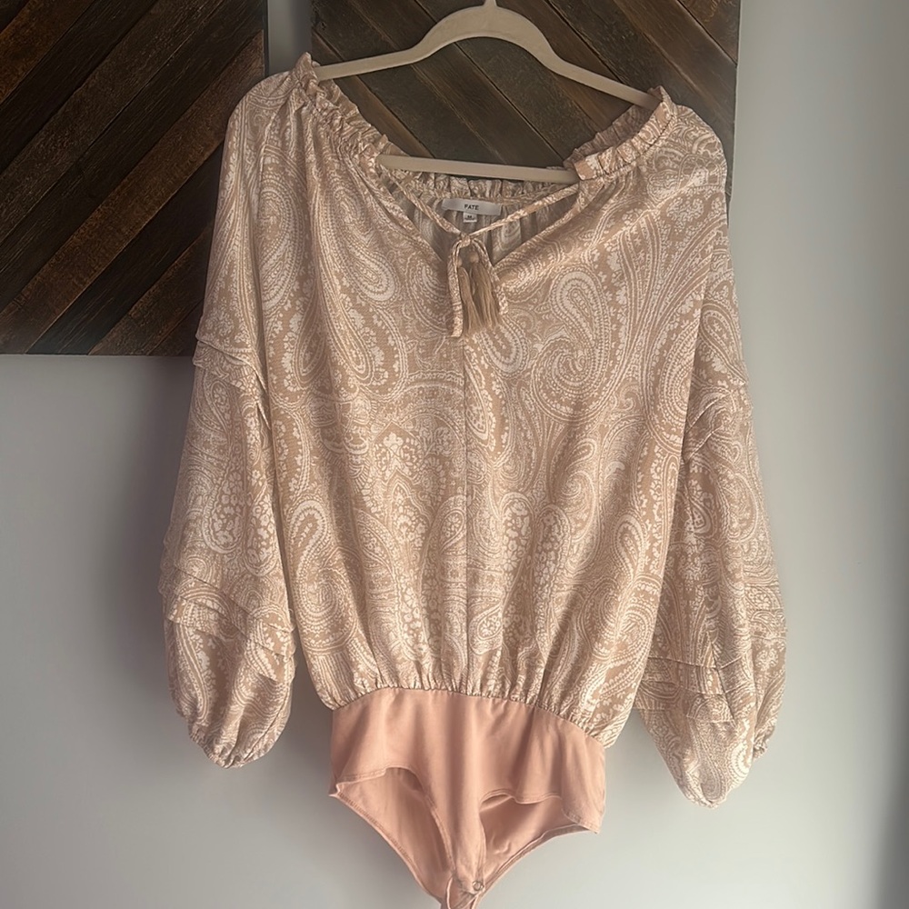 Vici bandanna print off shoulder bodysuit